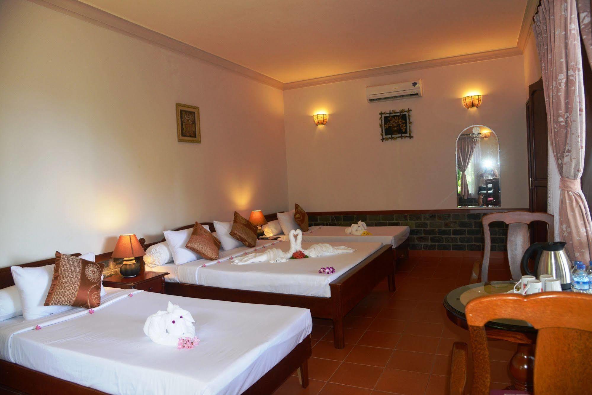 Vinh Suong Seaside Hotel And Resort Phan Thiet Exterior photo